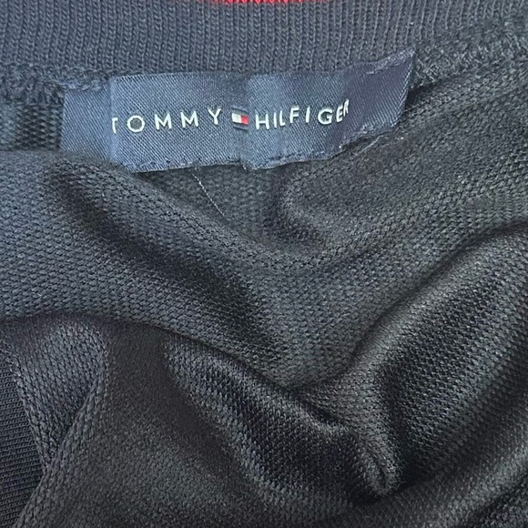 Throwback classic! Red, White, and Blue Tommy Hilfiger skirt - Picture 5 of 5